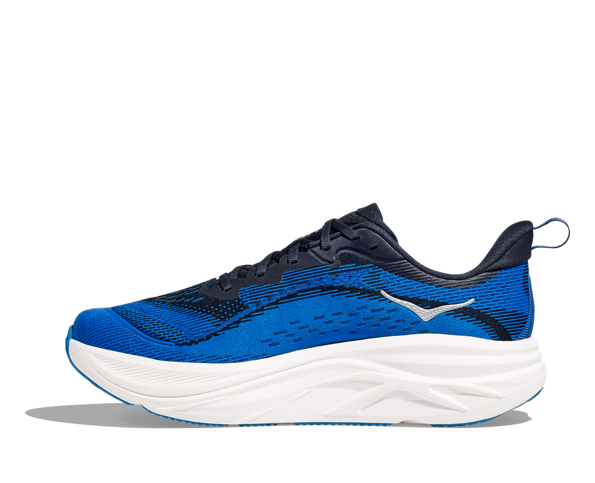 M Hoka Skyflow