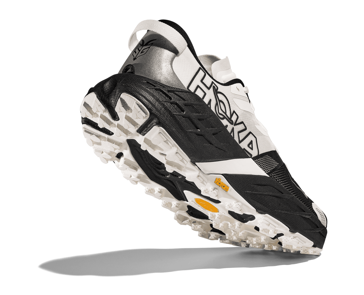 M Hoka Speedgoat 7