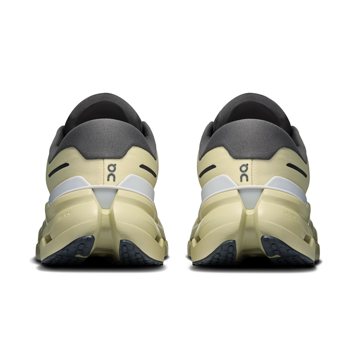 M On Cloudrunner 3 WP