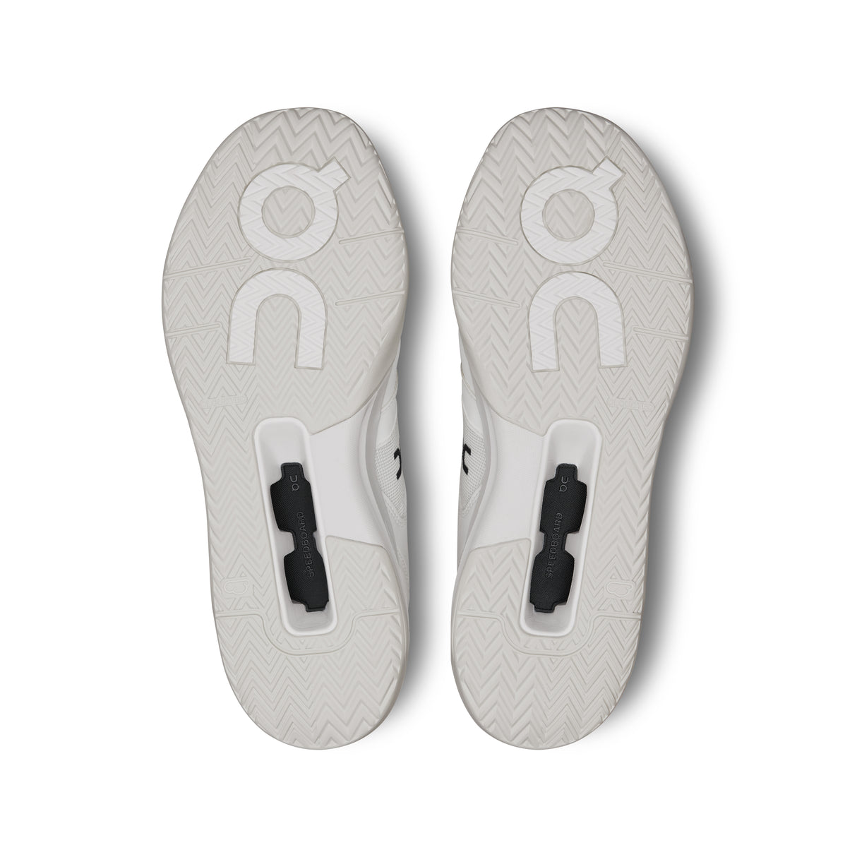 M On The Roger Clubhouse Pro