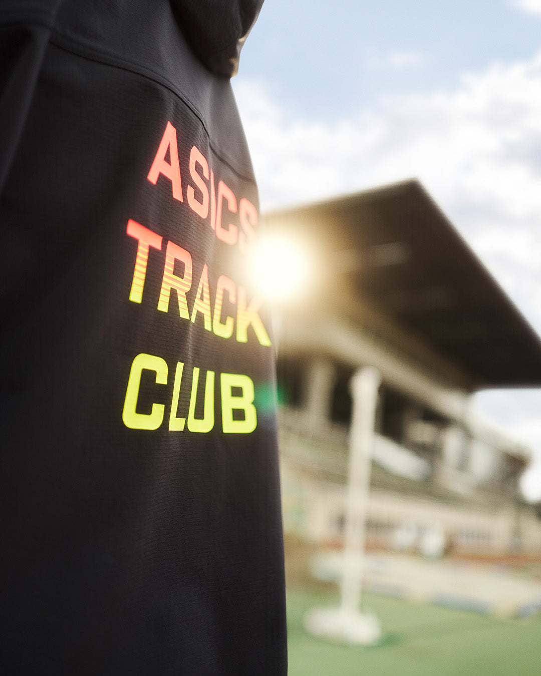 M Asics ATC Relaxed Pullover Jacket