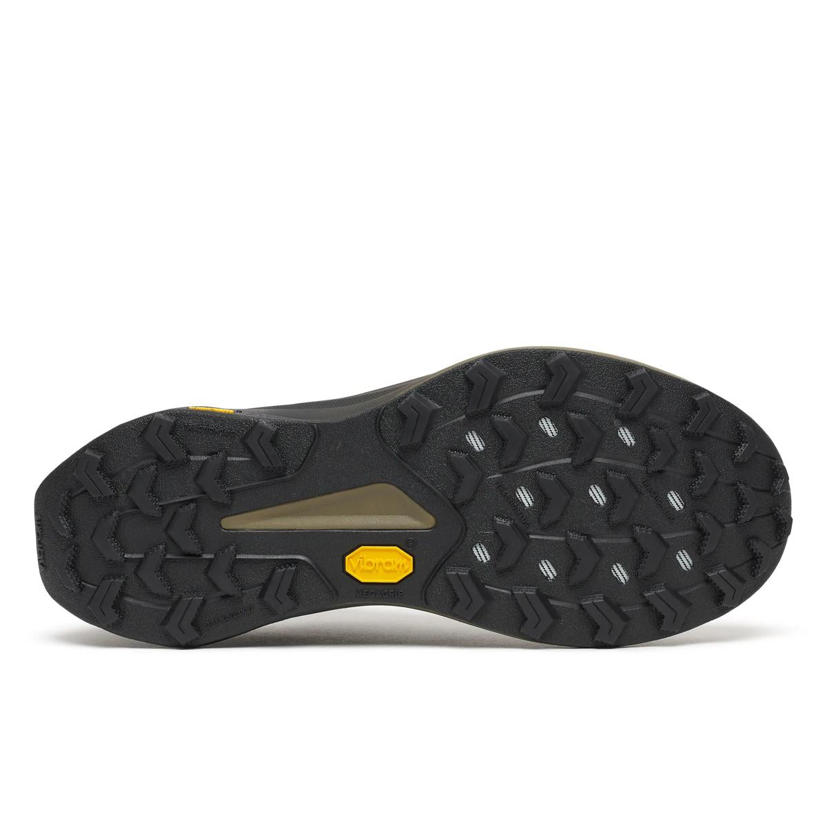M Saucony Peregrine 16