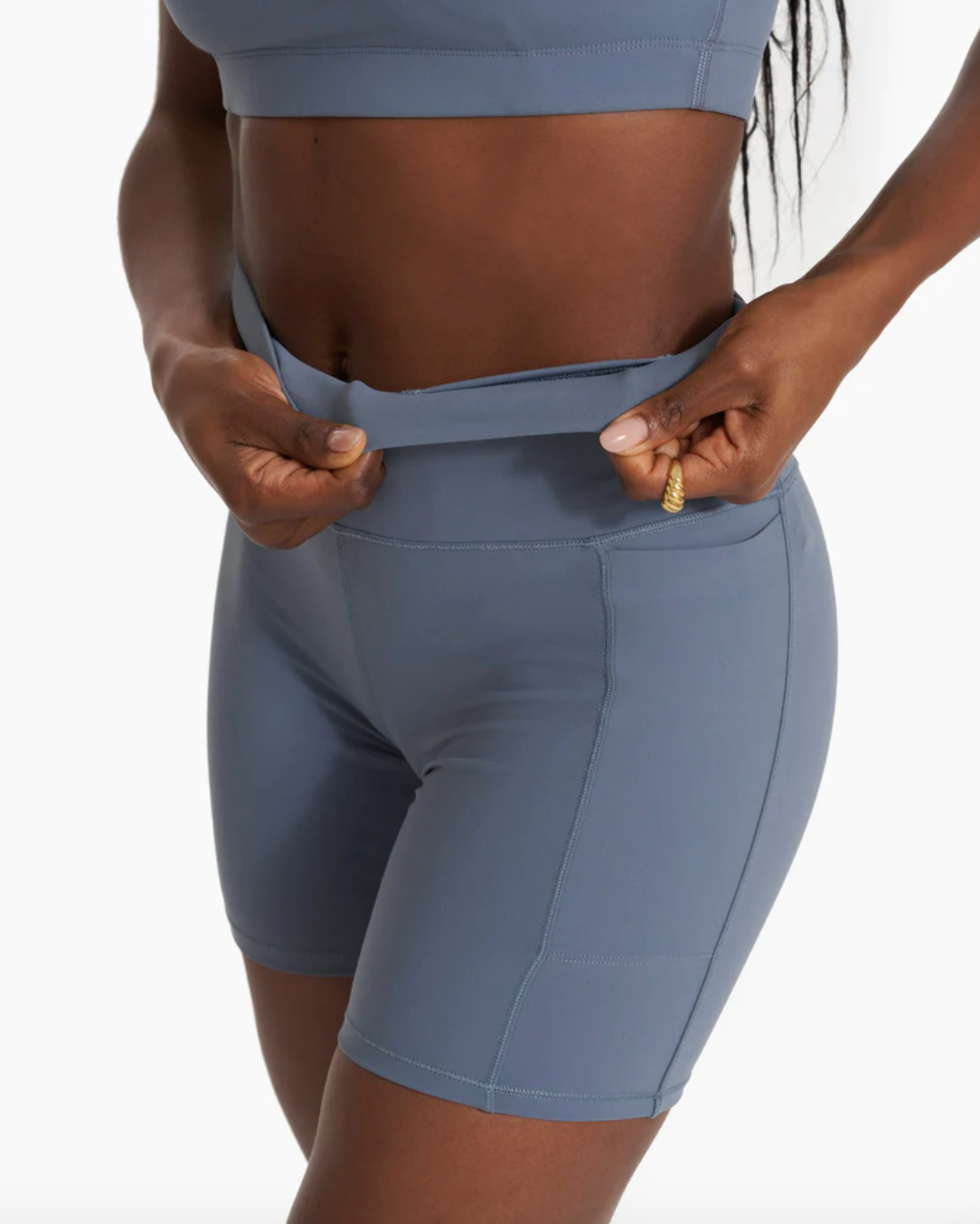 W Vuori Studio Pocket Short