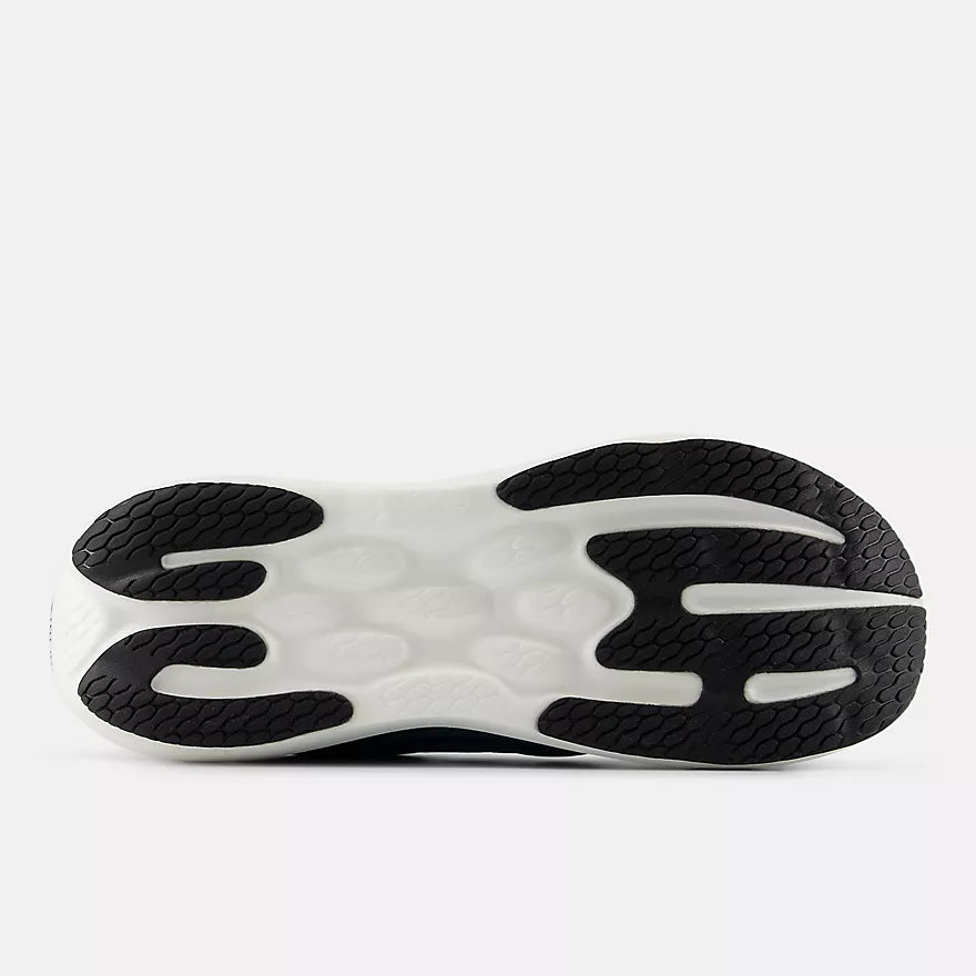 M New Balance 1080v15