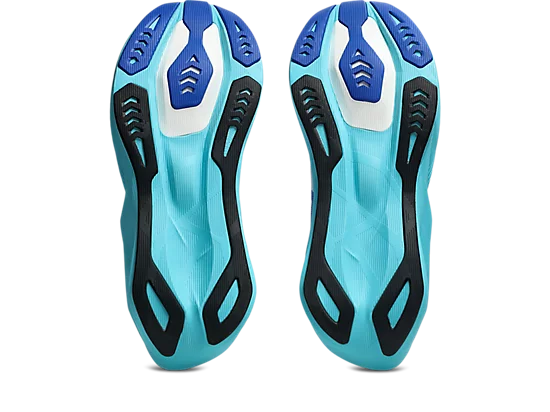 M Asics Novablast 6