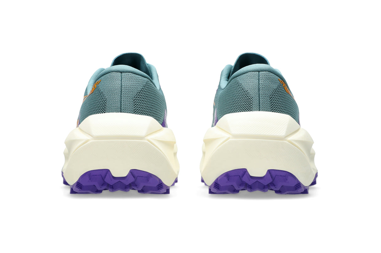 W Asics Trabuco Max 5