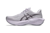 W Asics Novablast 6