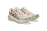 W Asics Novablast 6