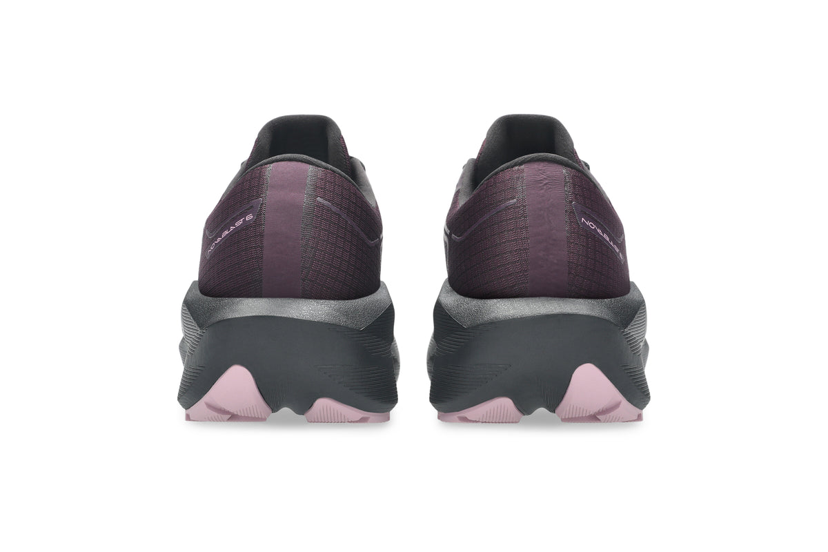 W Asics Novablast 6 GTX