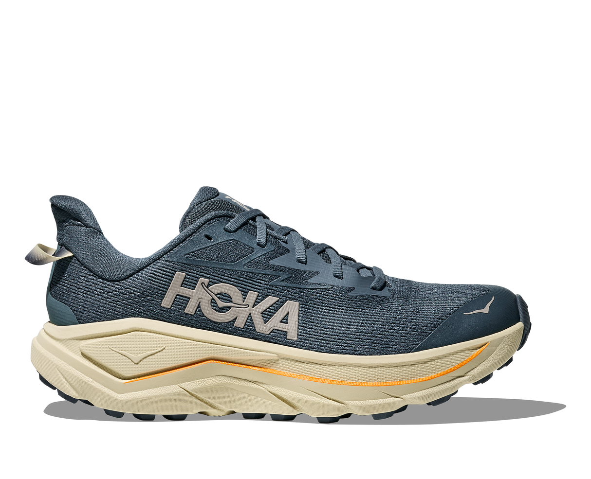 M Hoka Challenger 8