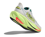 M Hoka Mach 7