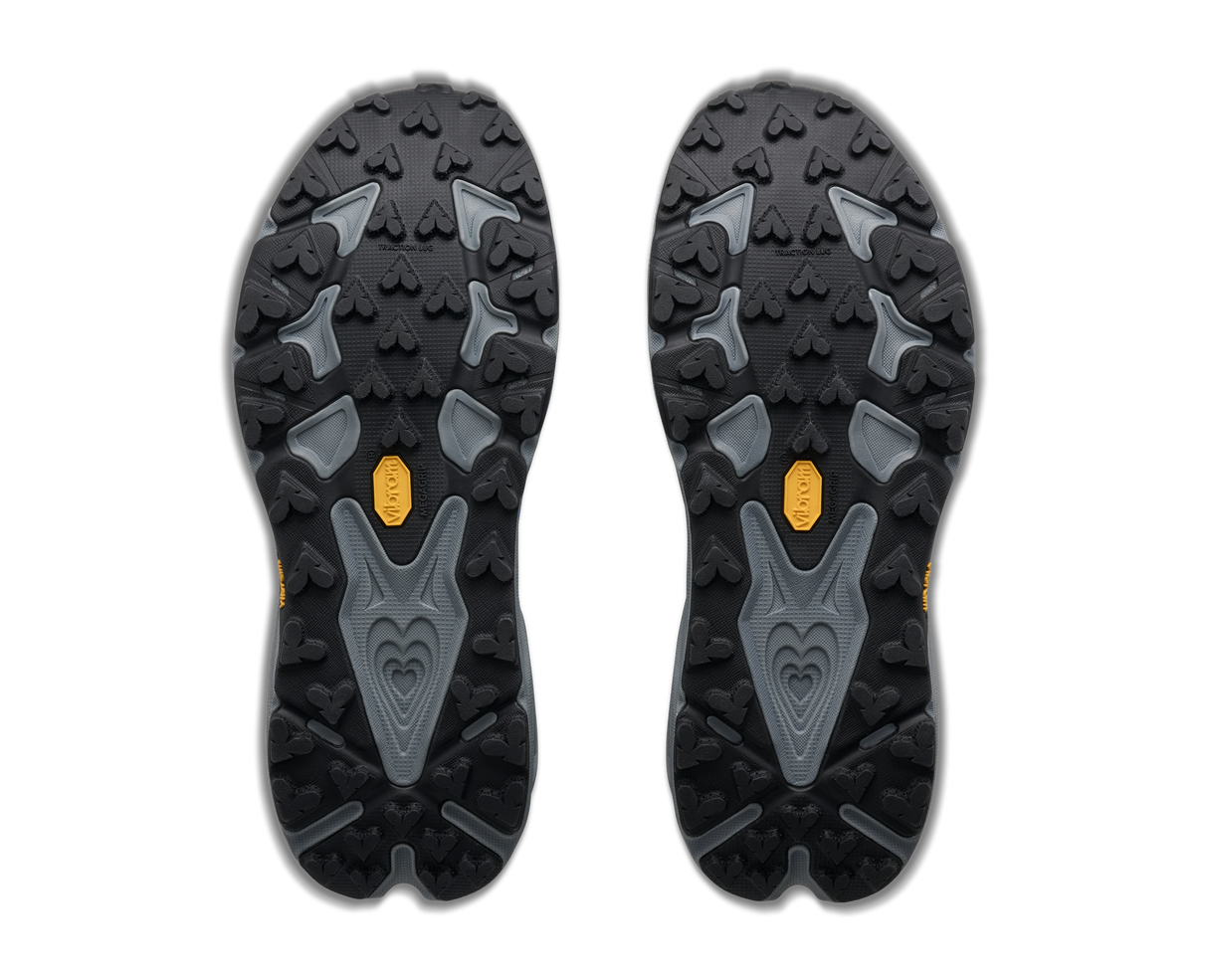 M Hoka Speedgoat 7