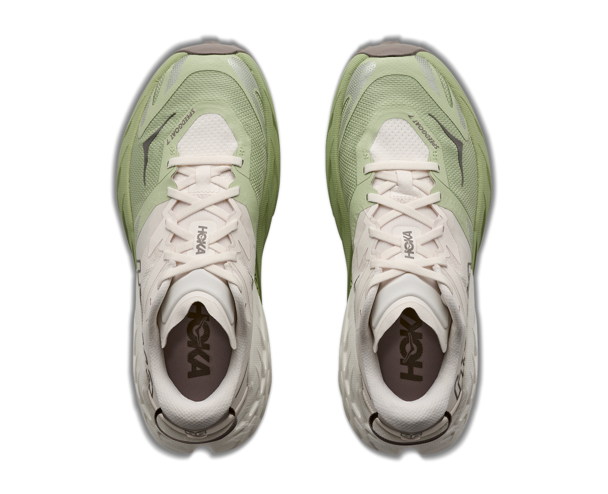 W Hoka Speedgoat 7