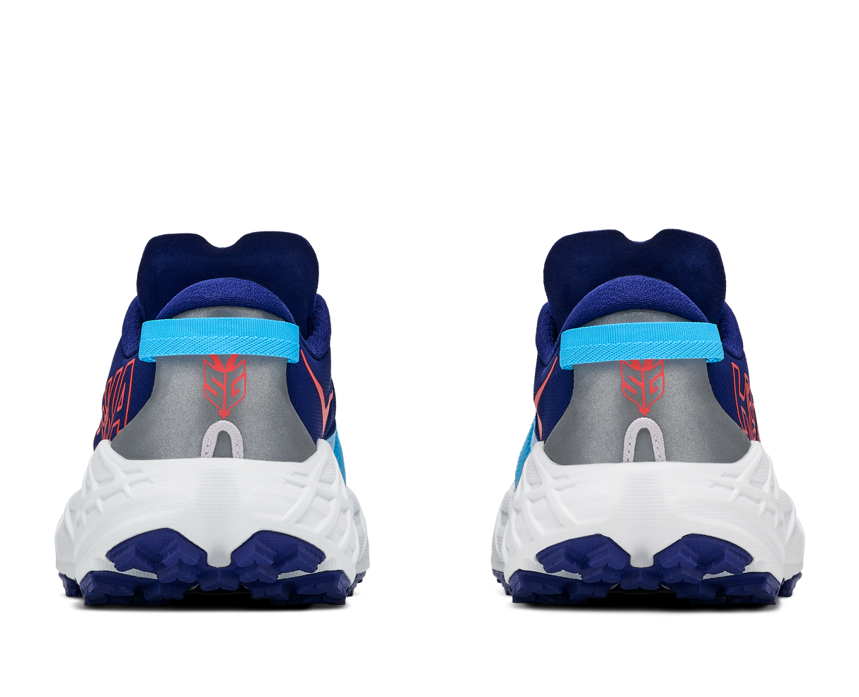 W Hoka Speedgoat 7
