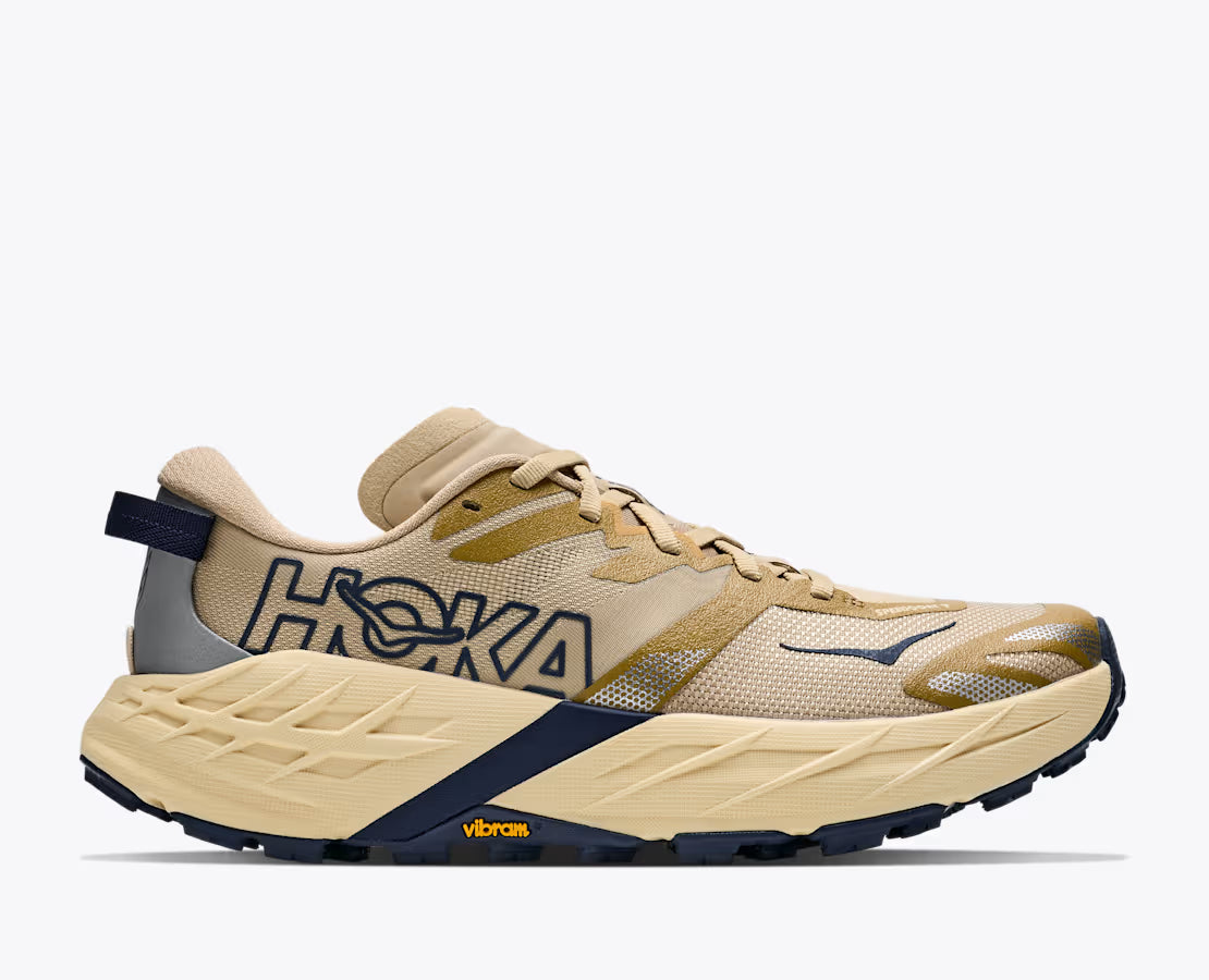 W Hoka Speedgoat 7