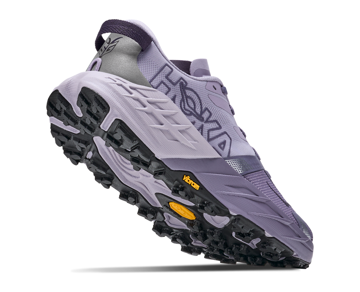 W Hoka Speedgoat 7