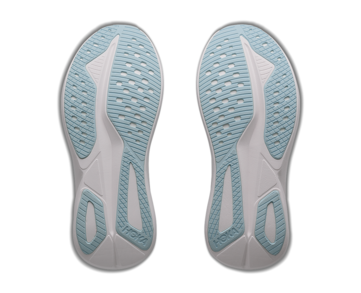 W Hoka Mach 7