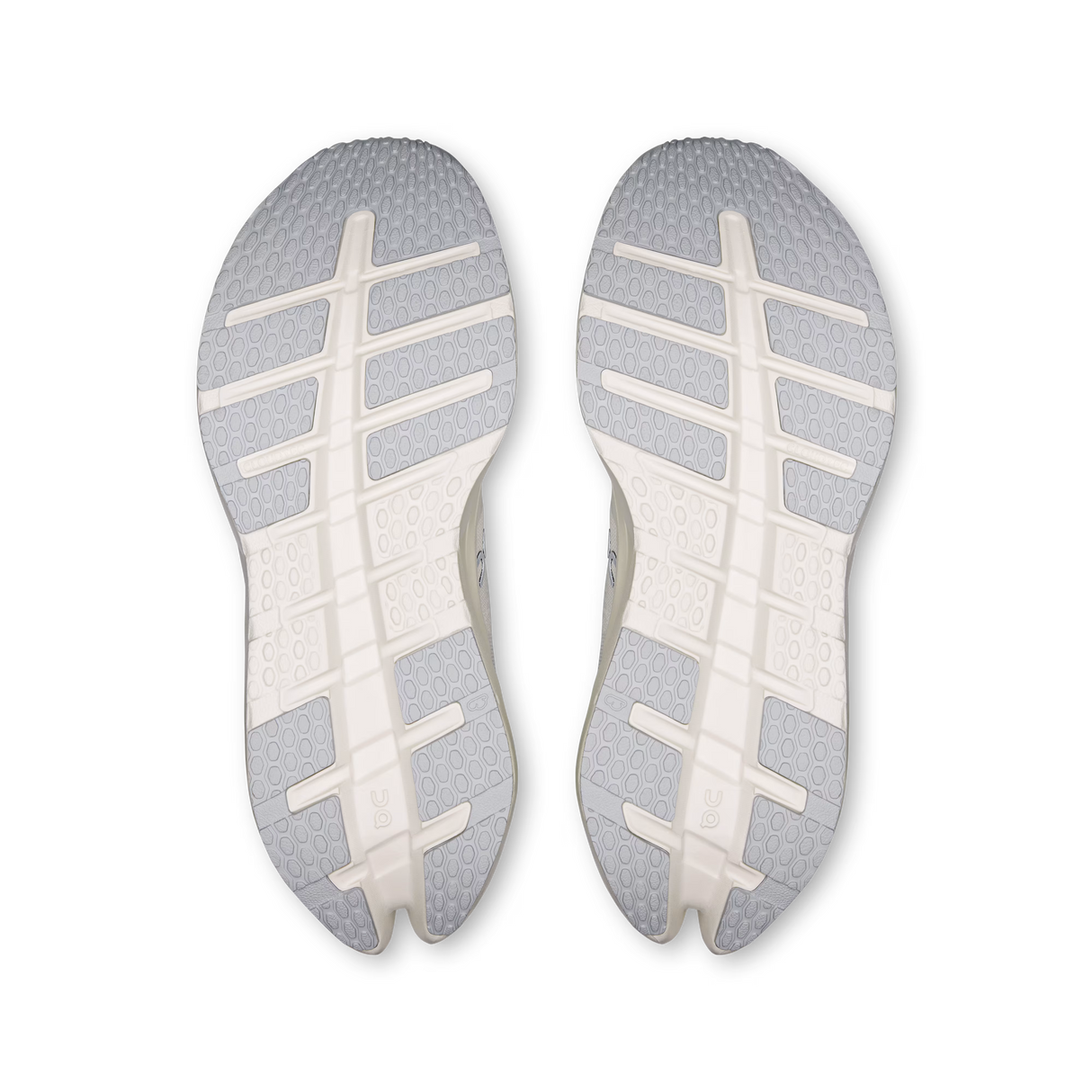 W On Cloudrunner 3