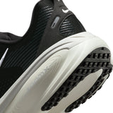M Nike Vomero 18