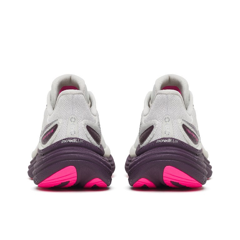 W Saucony Triumph 24