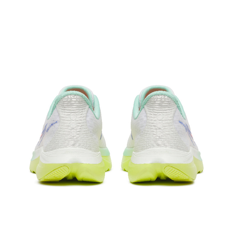 W Saucony Kinvara 16
