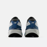 M New Balance 860v15