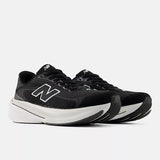 W New Balance 860v15