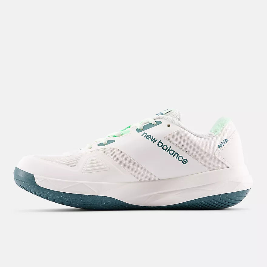 W New Balance WCH796N4