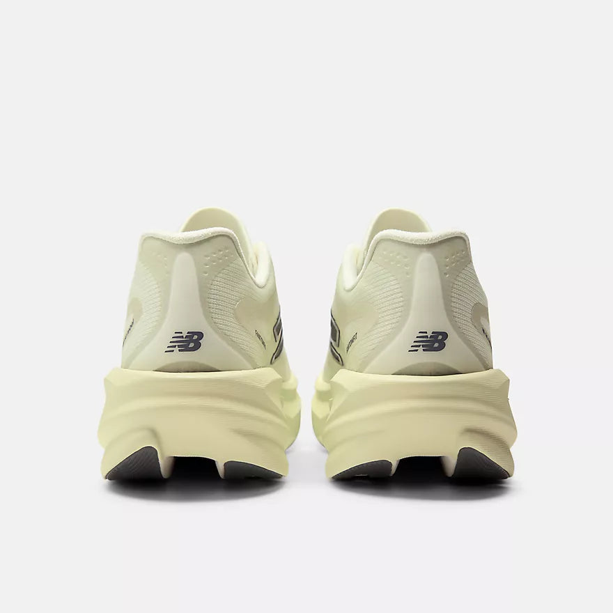 W New Balance SuperComp Rebel